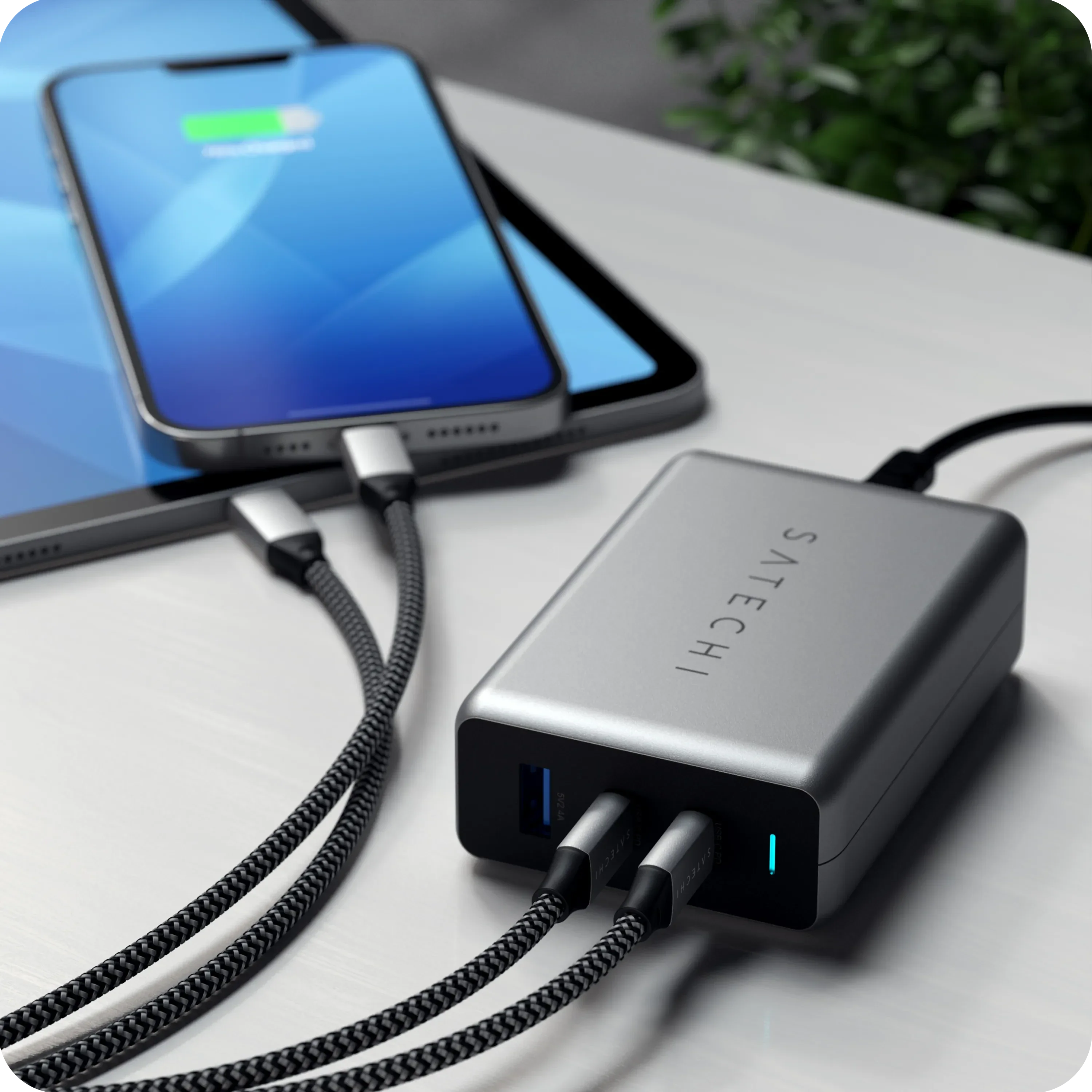 100W USB-C PD Compact GaN Charger