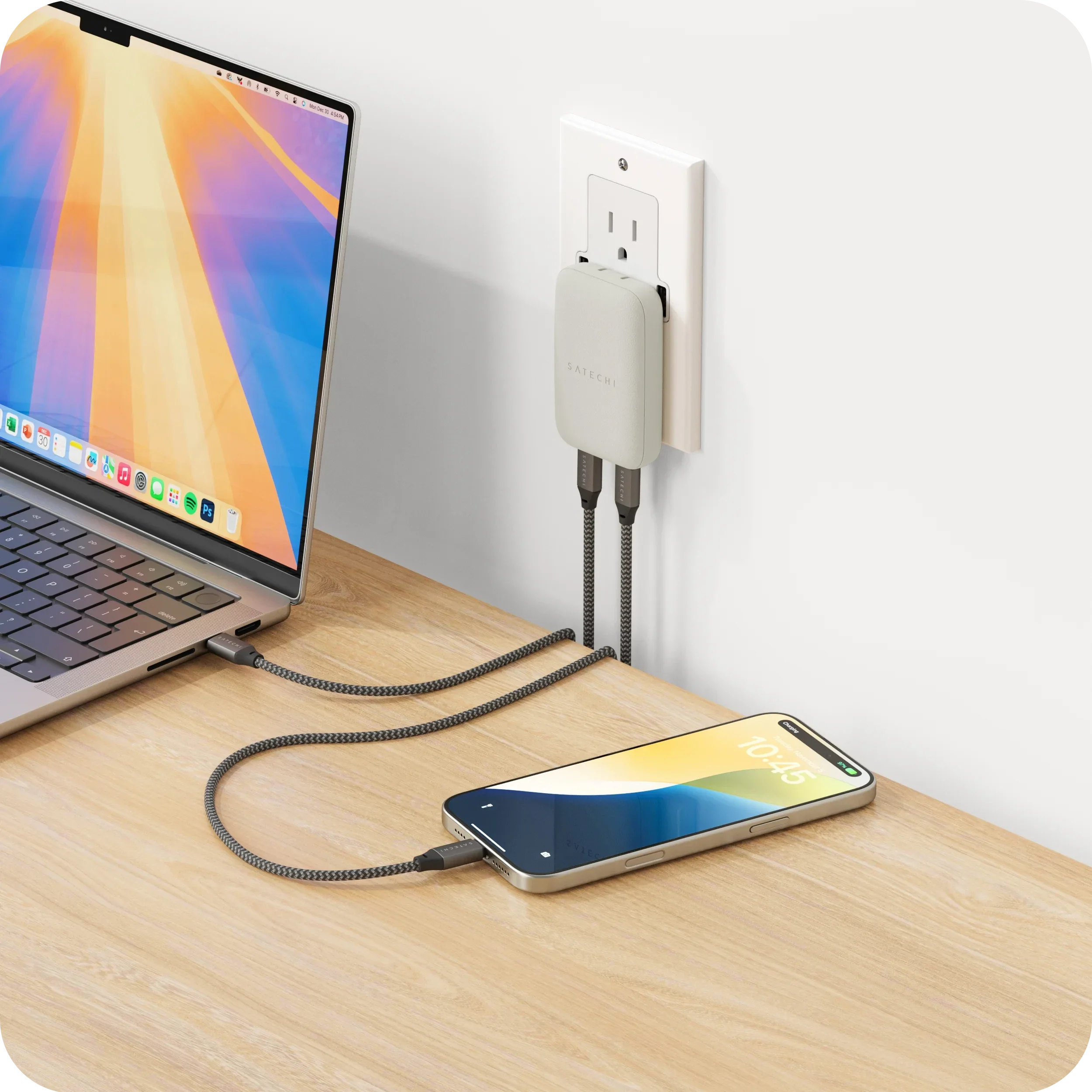 OntheGo™ 67W Slim Wall Charger
