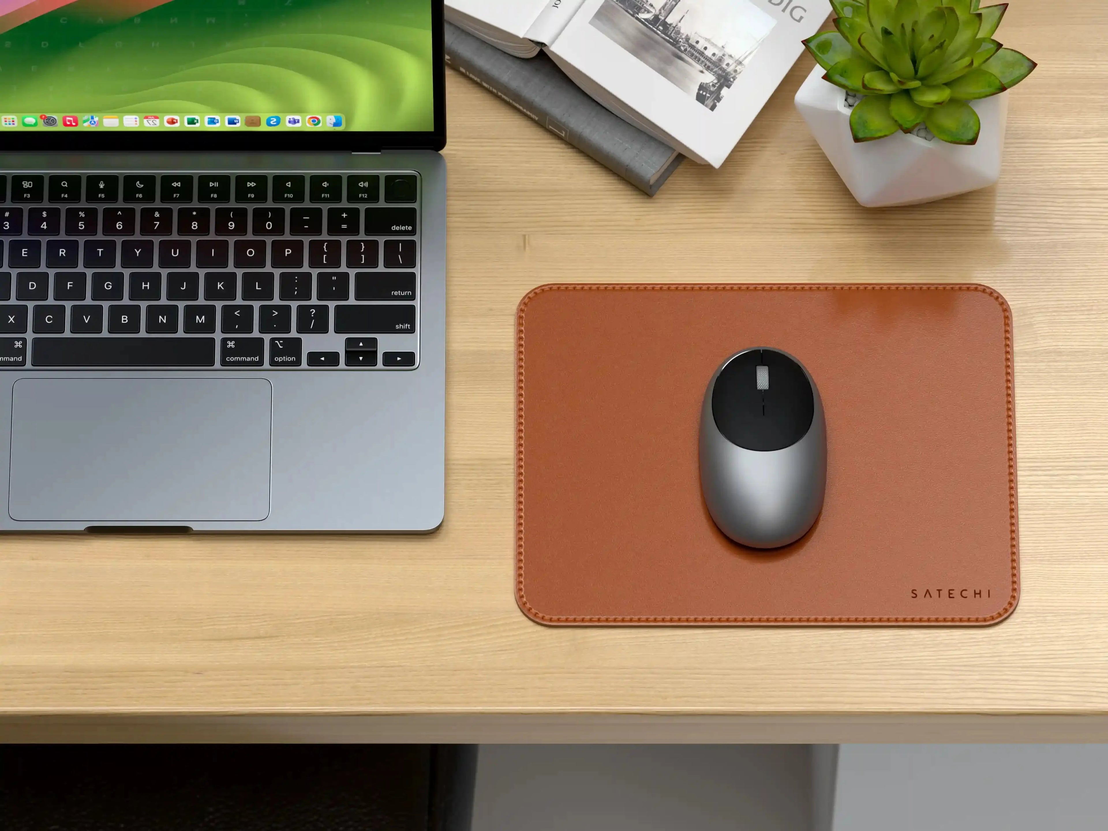 Vegan-Leather Premium Mouse Pad